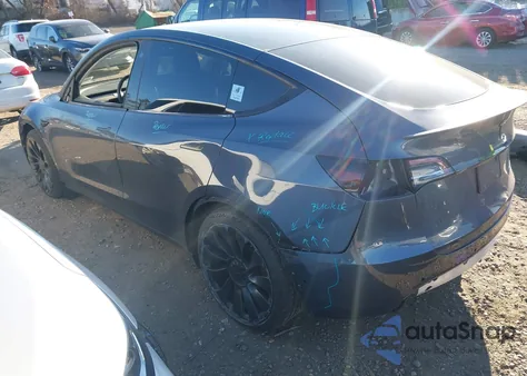 2022 Tesla Model Y Performance Dual Motor All-Wheel Drive from USA, damaged, VIN 7SAYGDEF5NF500654